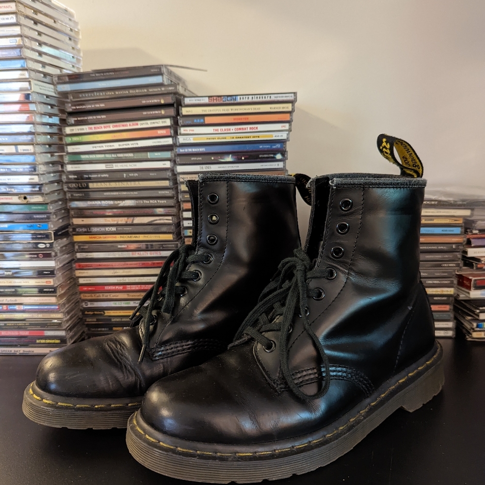 Men's Dr. Martens 1460 9